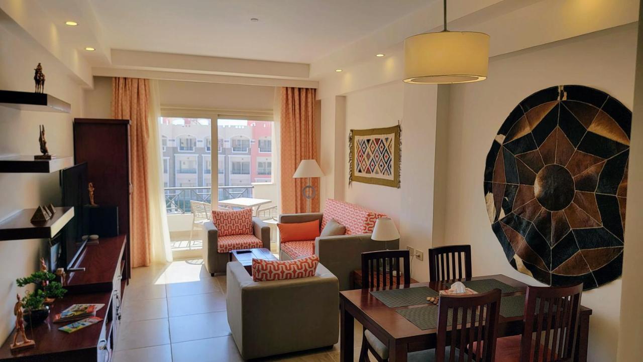 Oyster Bay Beach Resort - Luxury Serviced Condo مرسى علم المظهر الخارجي الصورة